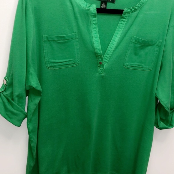 Ralph Lauren Green Low Cut Shirt - Picture 2 of 7